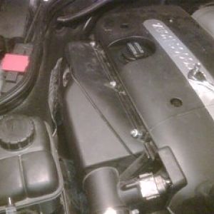 W203 611 engine airbox