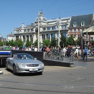 Groenplaats, Antwerp with the Hilton Hotel as the backdrop, 23.07.12